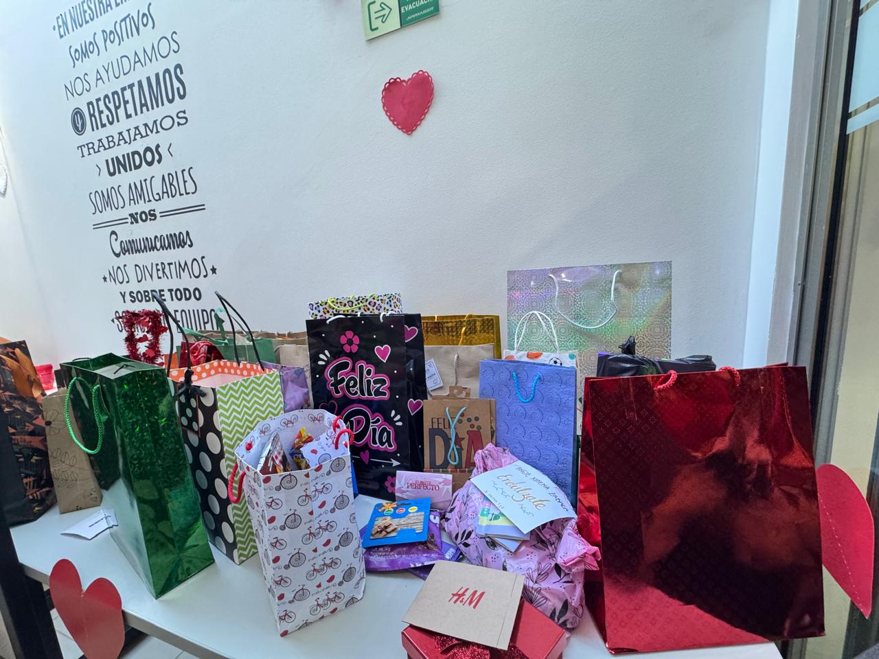 Detalles preparados para Amor y Amistad